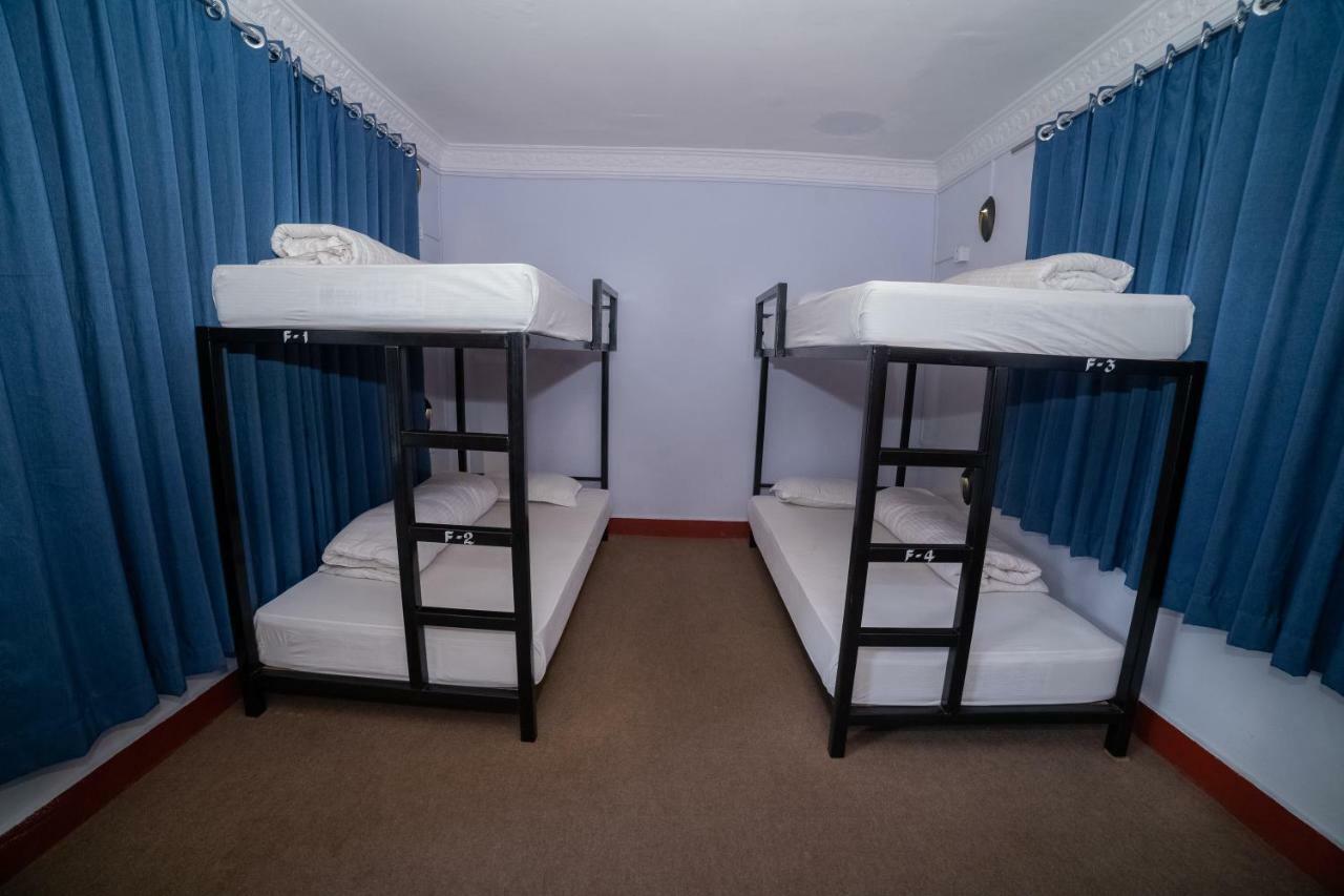 Gaurishankar Backpackers Hostel Pokhara Exterior photo