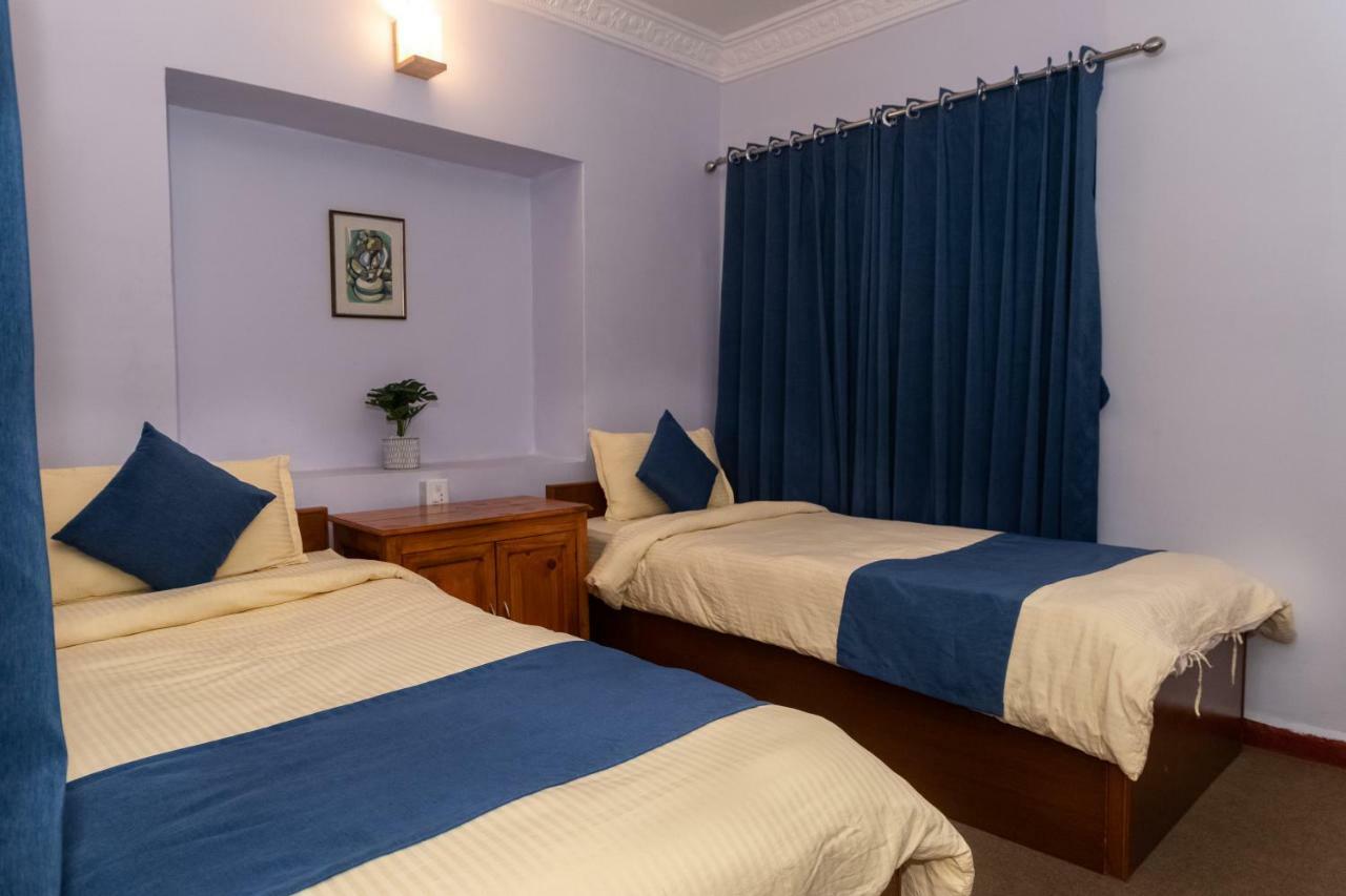 Gaurishankar Backpackers Hostel Pokhara Exterior photo