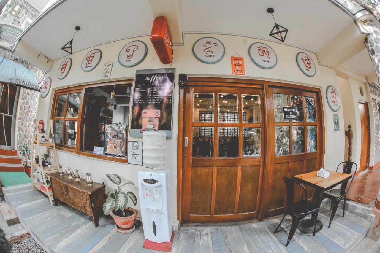 Gaurishankar Backpackers Hostel Pokhara Exterior photo