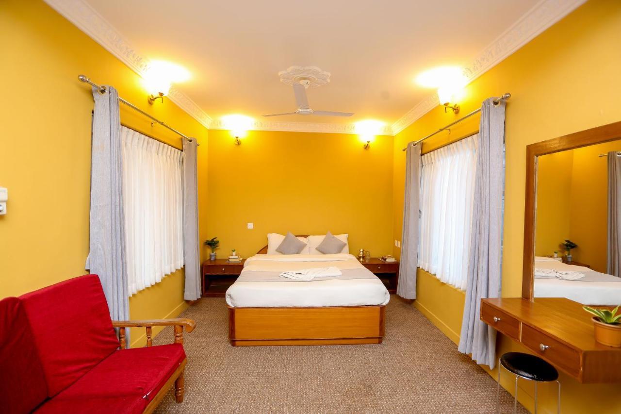 Gaurishankar Backpackers Hostel Pokhara Exterior photo