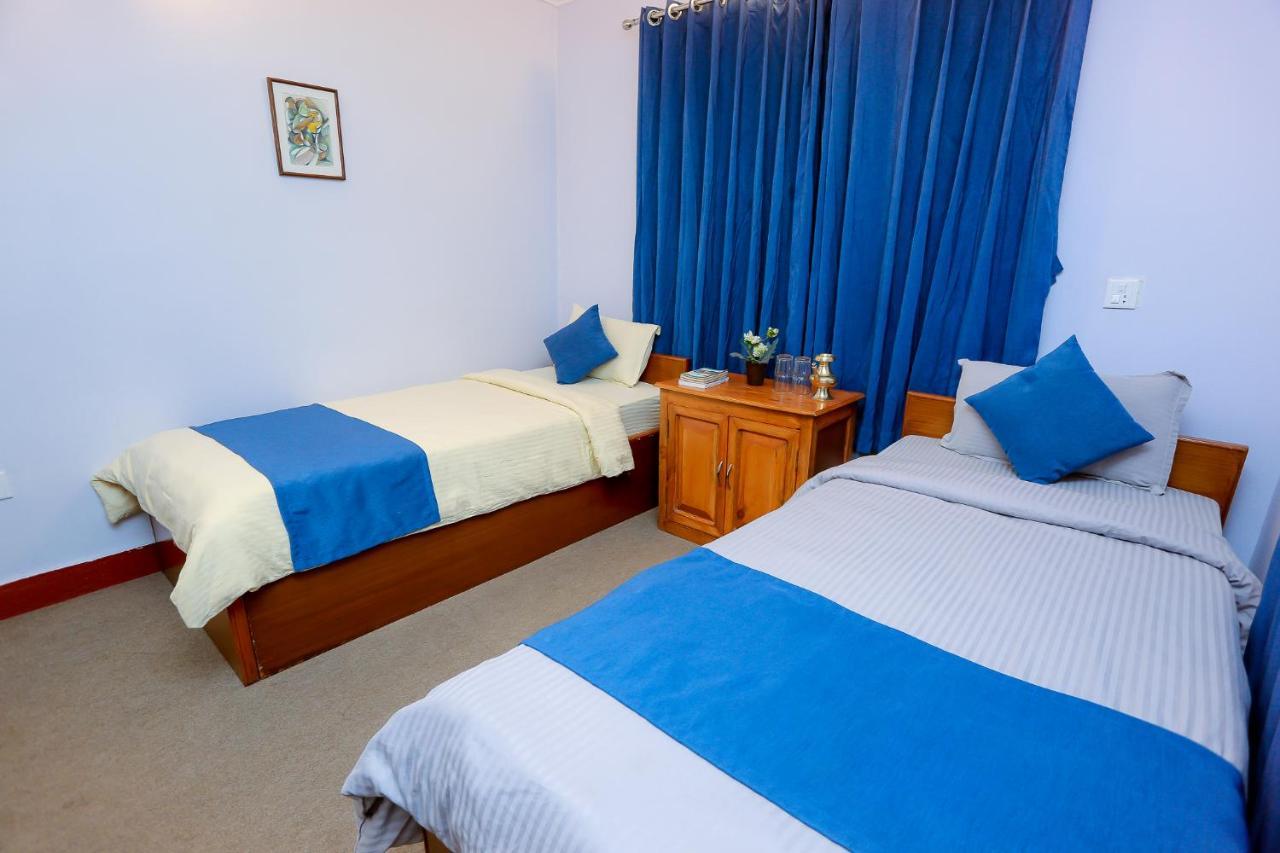 Gaurishankar Backpackers Hostel Pokhara Exterior photo
