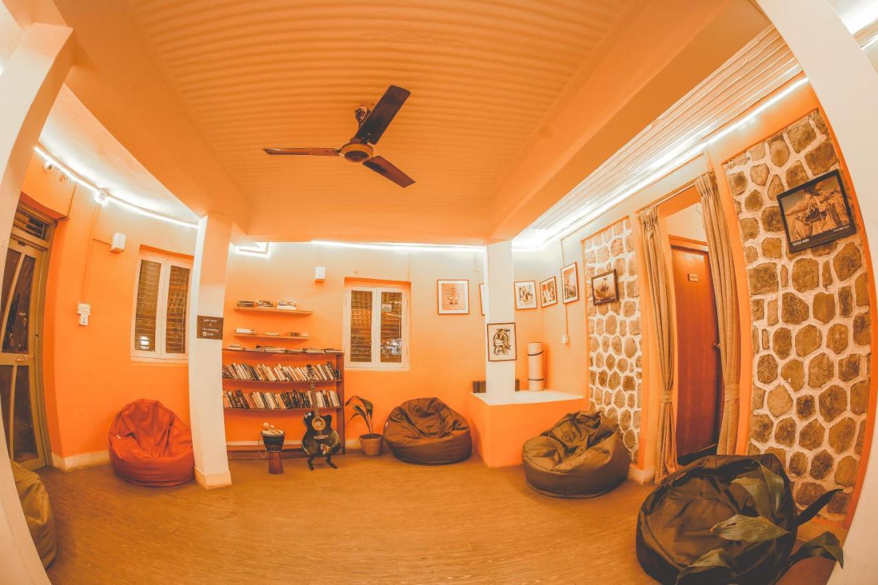 Gaurishankar Backpackers Hostel Pokhara Exterior photo